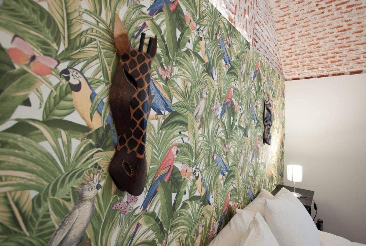 Encomienda Guest House Мадрид Екстериор снимка