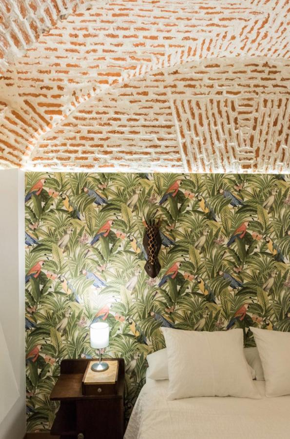 Encomienda Guest House Мадрид Екстериор снимка
