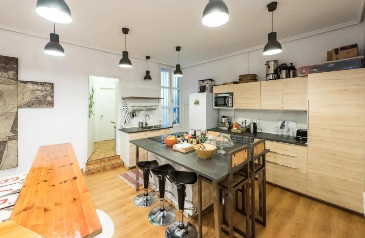 Encomienda Guest House Мадрид Екстериор снимка